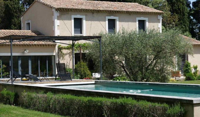 Très Belle villa avec piscine chauffée Saint Rémy de Provence