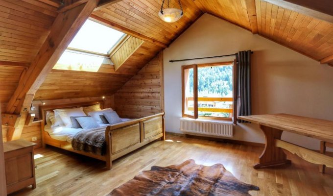 Location Chalet Luxe Serre Chevalier proche des pistes avec spa sauna et services de conciergerie