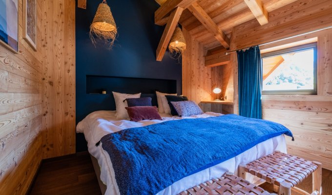 Location Chalet Luxe Serre Chevalier proche des pistes avec piscine chauffée sauna et services de conciergerie