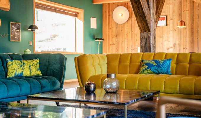 Location Chalet Luxe Serre Chevalier proche des pistes avec piscine chauffée sauna et services de conciergerie