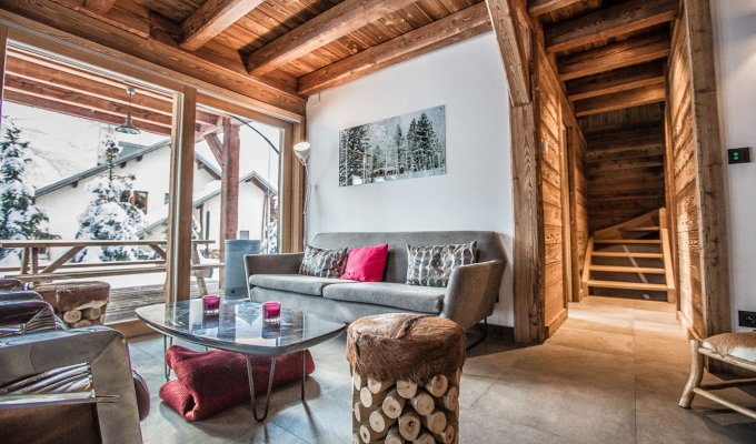 Location Chalet Luxe Serre Chevalier proche des pistes avec piscine intérieure  sauna et services de conciergerie