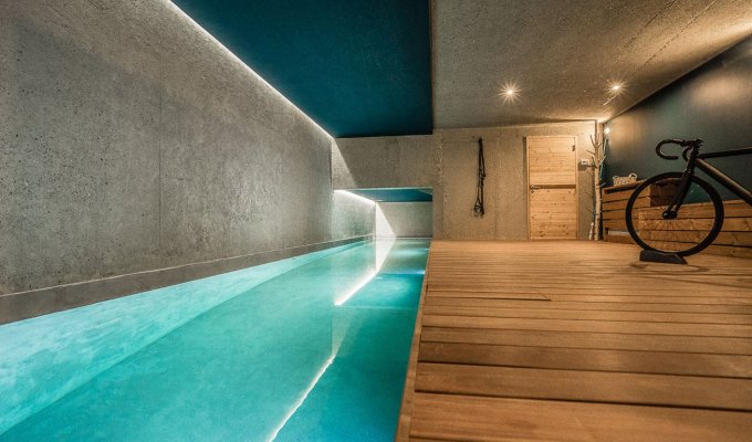 Location Chalet Luxe Serre Chevalier proche des pistes avec piscine intérieure  sauna et services de conciergerie