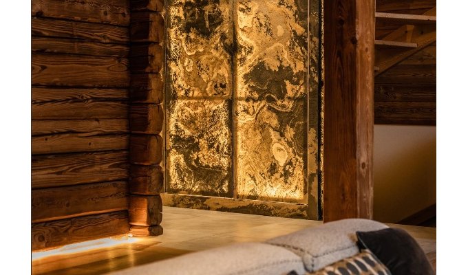 Location Chalet Luxe Serre Chevalier proche des pistes avec piscine intérieure  sauna et services de conciergerie