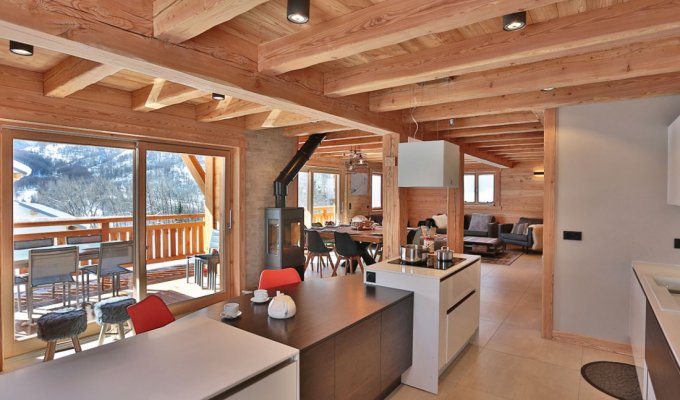 Location Chalet Luxe Serre Chevalier proche des pistes avec spa  sauna et services de conciergerie