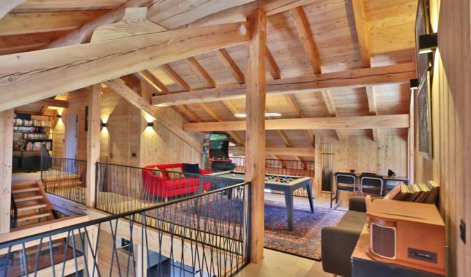 Location Chalet de Luxe proche pistes avec piscine chauffée et services de conciergerie