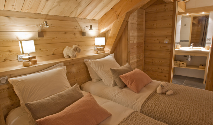 Location Chalet Luxe Serre Chevalier proche des pistes avec spa et service de conciergerie