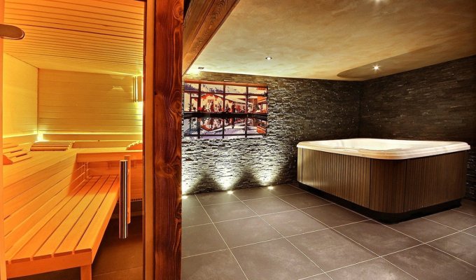 Location Chalet de Luxe proche pistes Alpes du Sud avec piscine chauffée spa et sauna