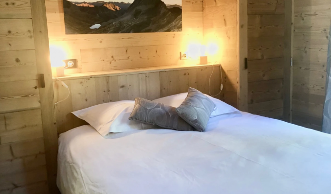 Location Chalet Luxe Vars proche pistes spa hammam Alpes du Sud