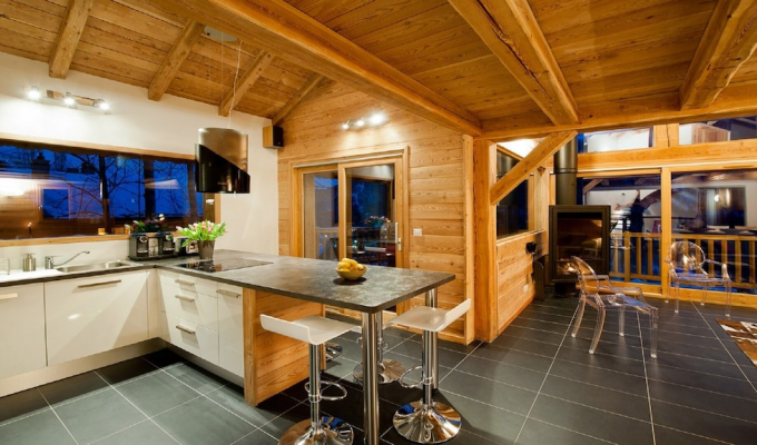 Location Chalet Luxe Serre Chevalier proche des pistes sauna et services de conciergerie