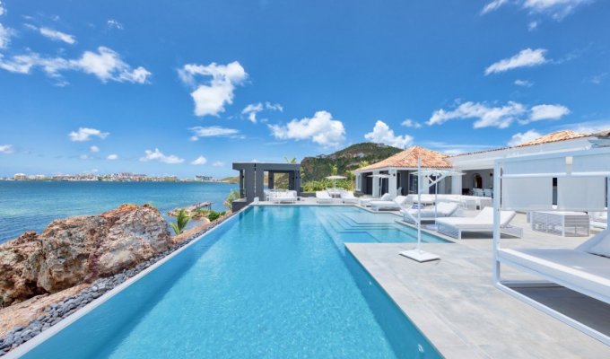 Location Villa de luxe Terres Basses Saint-Martin Piscine proche Baie rouge beach