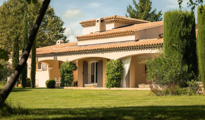 Location Villa De Luxe Rognes Provence Piscine Privée Spa