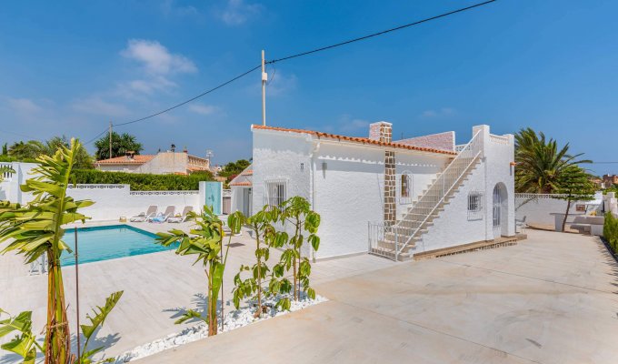 Location villa Calpe Costa Blanca avec piscine privée 3 chambres proche des plages