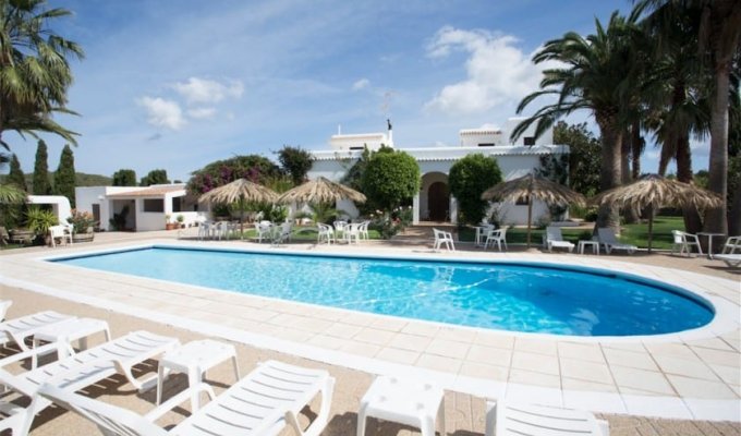 Location villa luxe Ibiza 11 personnes avec piscine privée proche de San Rafael 