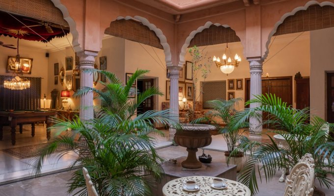 Location villa de luxe Jaipur Rajasthan style résidence royale avec piscine privée, personnel, ménage et petit-déjeuner 