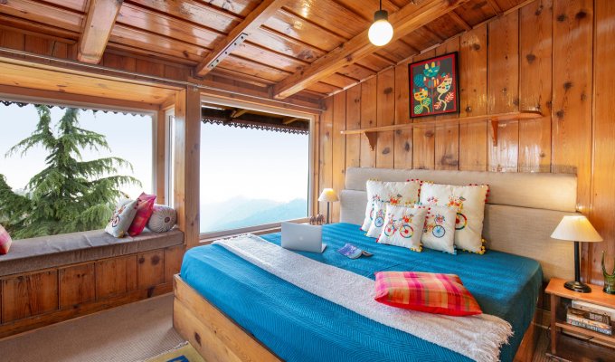 Location maison de vacances Himalayas à Kanatal avec vue, ménage et petit-déjeuner 