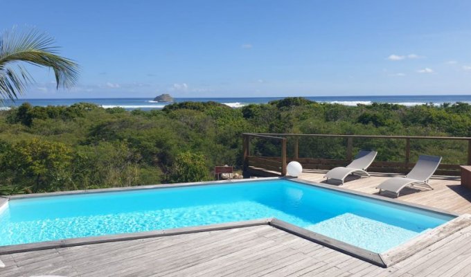 Location maison de vacances St-François en Guadeloupe avec piscine et vue sur la mer 