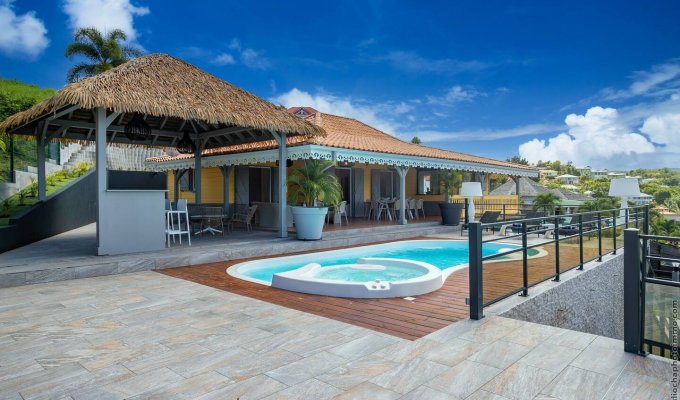 Location Villa Martinique Les Trois Ilets piscine privée vue sur mer 