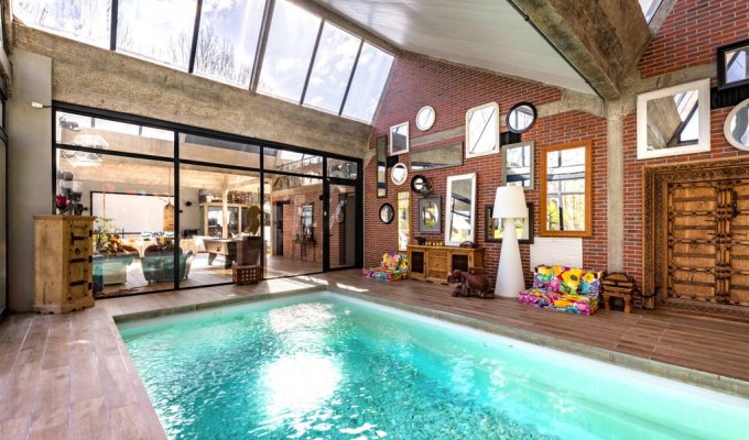 Location Maison Breuillet Ile de France piscine intérieure et sauna 