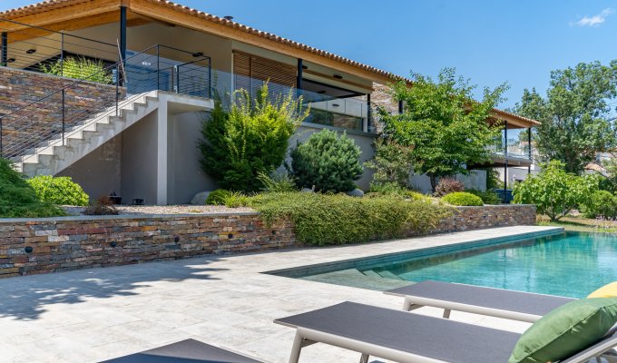 Languedoc Roussillon location villa proche de Montpellier avec piscine privée 