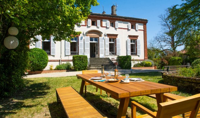 Languedoc Roussillon location villa proche de Toulouse avec piscine privée 