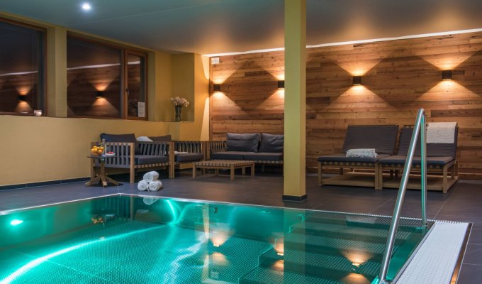 Location appartement de luxe à Zermatt avec piscine