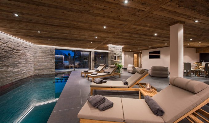 Location chalet de luxe Verbier piscine hammam sauna