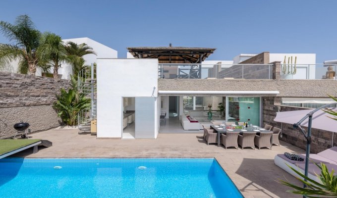 Costa Adeje Location villa Tenerife Playa Del Duque Plage 100m piscine chauffee
