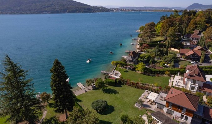 Location Villa Lac d'Annecy à Veyrier du Lac ponton privé