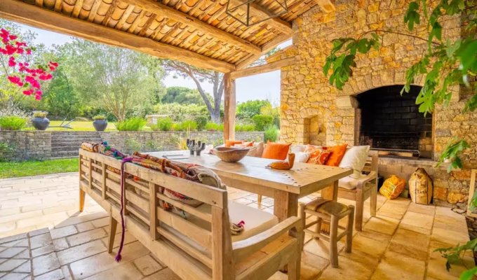 Location villa luxe Saint Tropez Ramatuelle 1 km plage l'Escalet piscine privée 