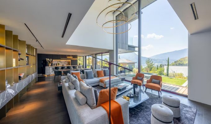Location villa luxe lac d'Annecy Talloires avec piscine privée Accès plage kayak paddle