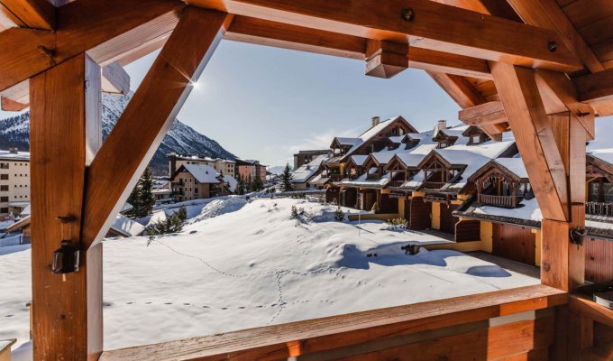 Location Appartement Montgenevre en résidence standing ski aux pieds et garage Acces Spa