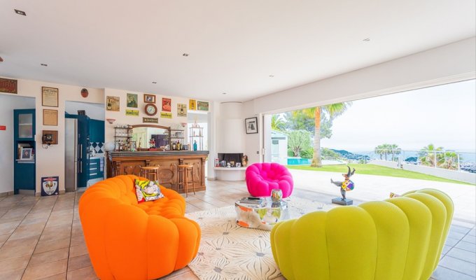 Location villa Nice Gairaut avec piscine privée plages 10 mins en voiture