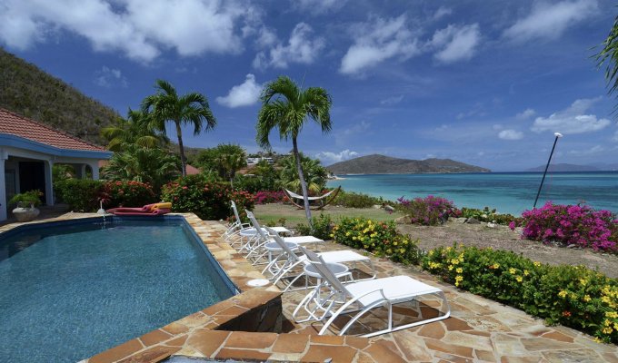 BVI Location Villa Virgin Gorda Mahoe bay Plage Piscine Personnel Chef Jacuzzi