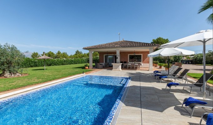 Iles Baleares  location villa Majorque avec piscine sécurisée avec barrière