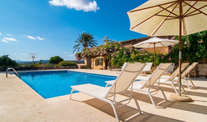 Iles Baleares location villa Majorque piscine privée 15 mins des plages