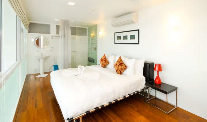 Location villa Phuket à Patong avec piscine privée, personnel et vue mer imprenable