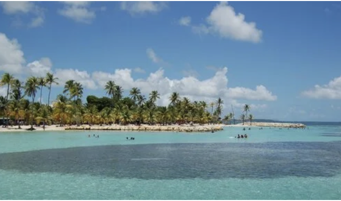 Plage de la Caravelle