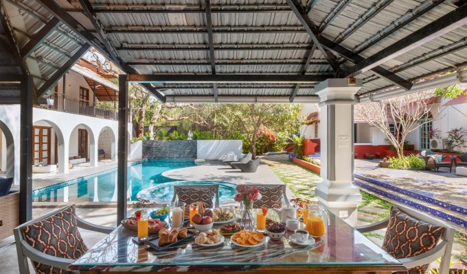 Location villa de luxe Goa avec piscine privée et proche de Bastora et Mapusa avec petit-déjeuner et ménage