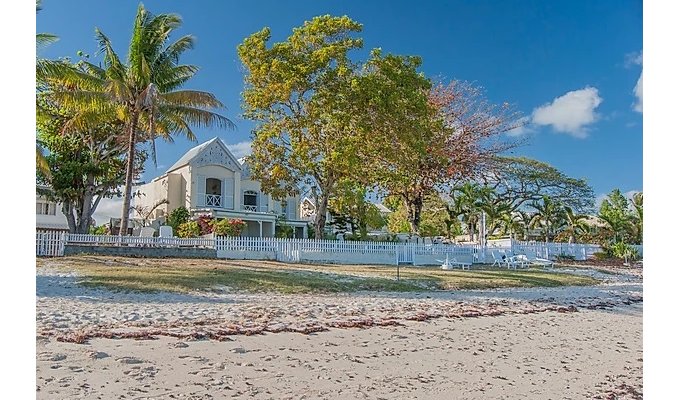 Location Bungalow Ile Maurice Pieds dans l'eau plage Trou aux Biches