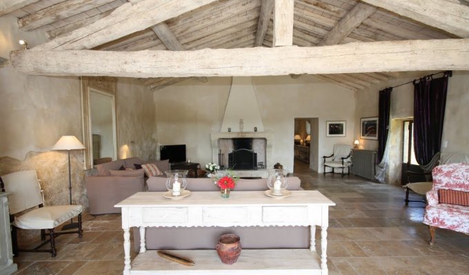 Location villa luxe Saint Remy de Provence avec piscine privee et personnel
