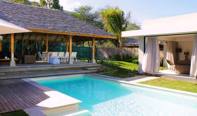 Location Villa Ile Maurice Riviere noire Plage de la Preneuse avec piscine privée en Residence avec restaurant