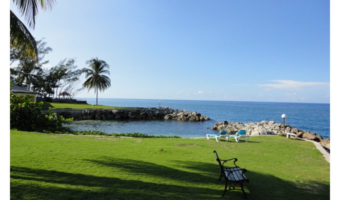 Location d'appartement en Jamaique avec vue mer et piscine et personnel de maison - Ocho Rios -