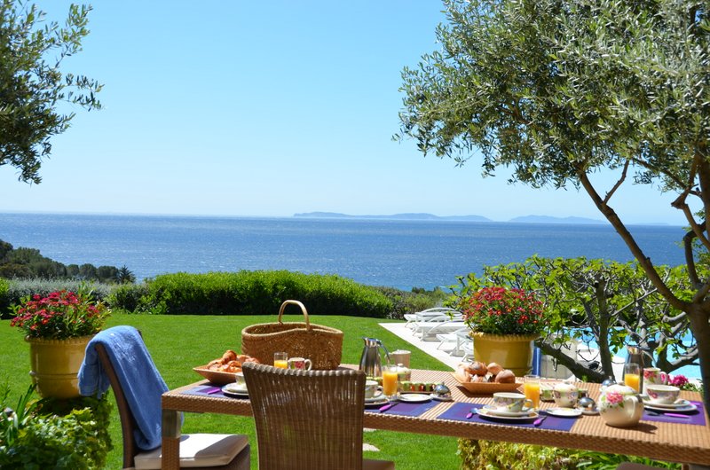 Chambres D Hotes La Croix Valmer Sur La Presqu Ile De Saint Tropez