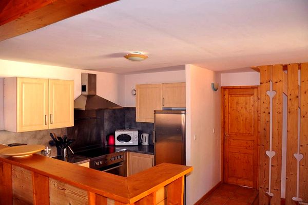 Location chalet Les Menuires avec jacuzzi station de ski ...