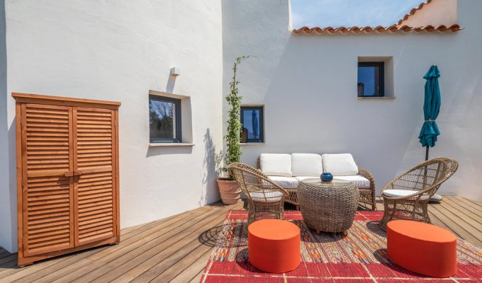 Piscine. Location Villa de Luxe à 5 mins à pied de la plage, près d'Ajaccio en Corse