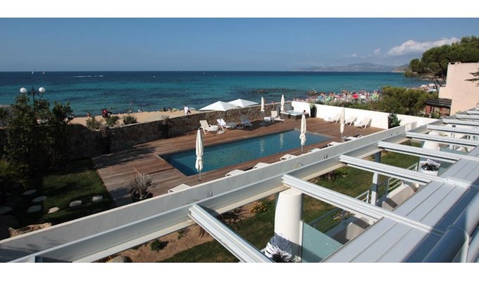Résidence Hôtelière de Luxe 5* sur la plage à Ile Rousse Calvi 10 mn Haute Corse