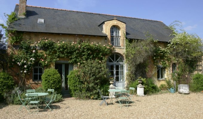 Pays de Loire Location Maison de Charme Angers (35 min) pour groupe  jusqu'à 25 personnes