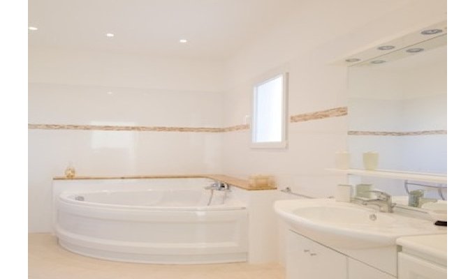 Location Villa Solenzara Piscine Privee Vue Mer 10 Pers En Corse