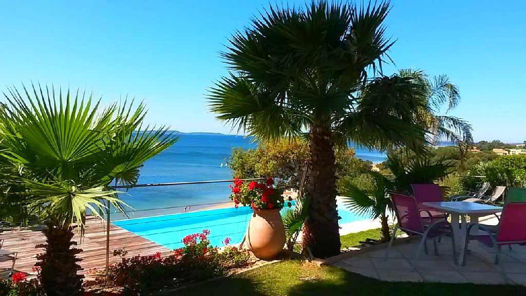 Location Villa Cote D Azur Hyeres Giens Proche Plage Vue Sur Mer 35 Minutes De Saint Tropez