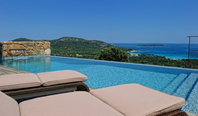 Location Vacances Villa Porto Vecchio Piscine Privee Jacuzzi Vue Panoramique sur la Mer en Corse